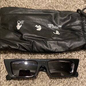 Off-White sunglasses - model OERI010 1007.